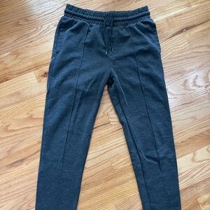 H&M’s Black Regular Fit Couple Standard Joggers (Size:S)